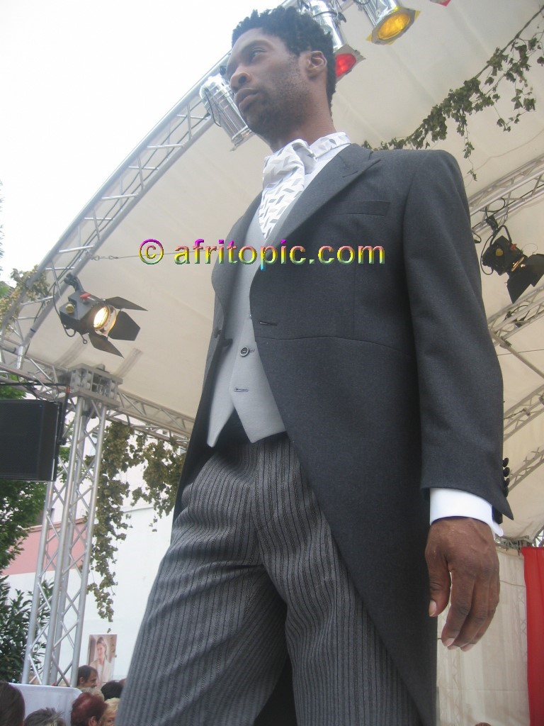 ../Images/krefash1 103.jpg